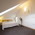 Greenslo Apartman *