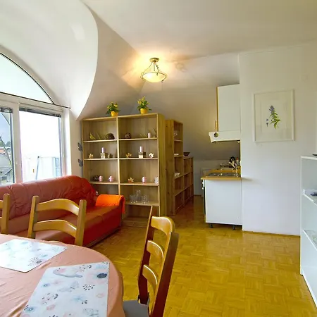Apartment Greenslo Ljubljana