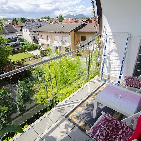 Greenslo * Ljubljana